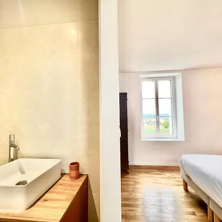 Hébergement de vacances Les Champs D'or ~ Magnifique 10 Personnes